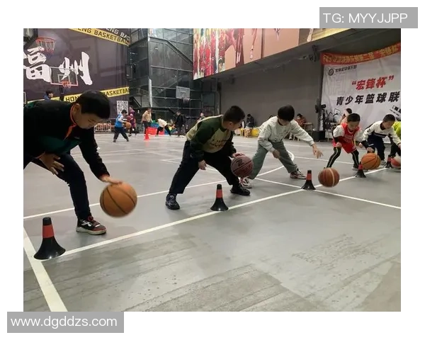 张卫平篮球视频解析技巧与战术分享助你提升篮球水平
